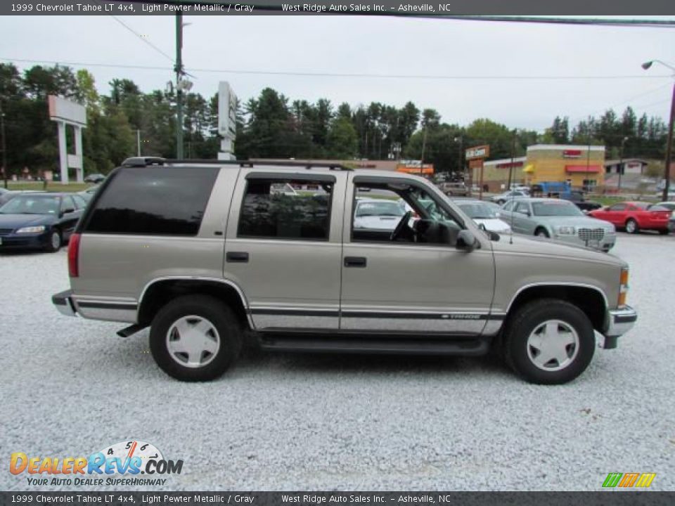 1999 Chevrolet Tahoe LT 4x4 Light Pewter Metallic / Gray Photo #3
