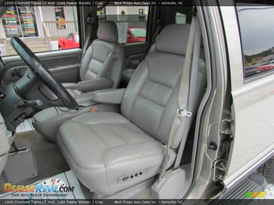 1999 Chevrolet Tahoe LT 4x4 Light Pewter Metallic / Gray Photo #13