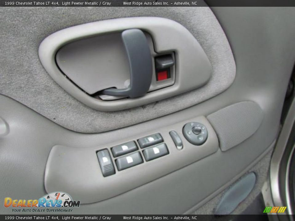 1999 Chevrolet Tahoe LT 4x4 Light Pewter Metallic / Gray Photo #14