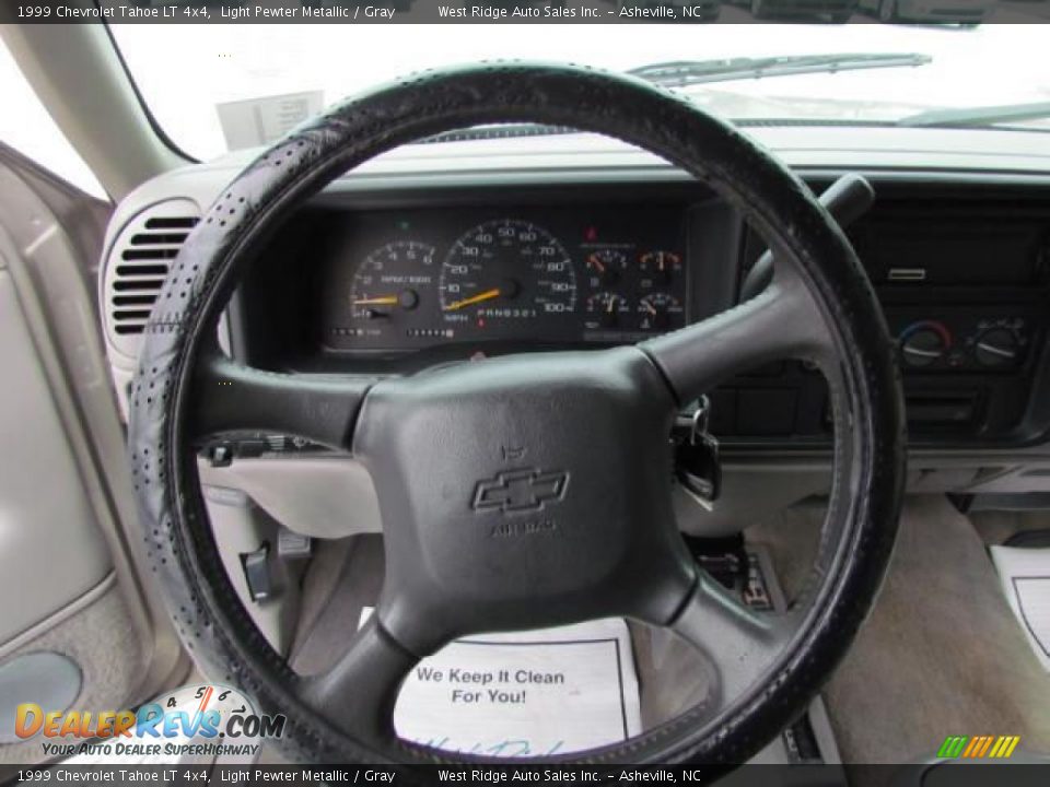 1999 Chevrolet Tahoe LT 4x4 Light Pewter Metallic / Gray Photo #17