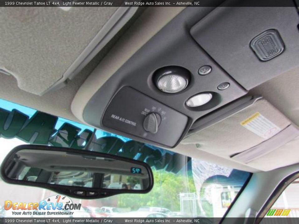 1999 Chevrolet Tahoe LT 4x4 Light Pewter Metallic / Gray Photo #20