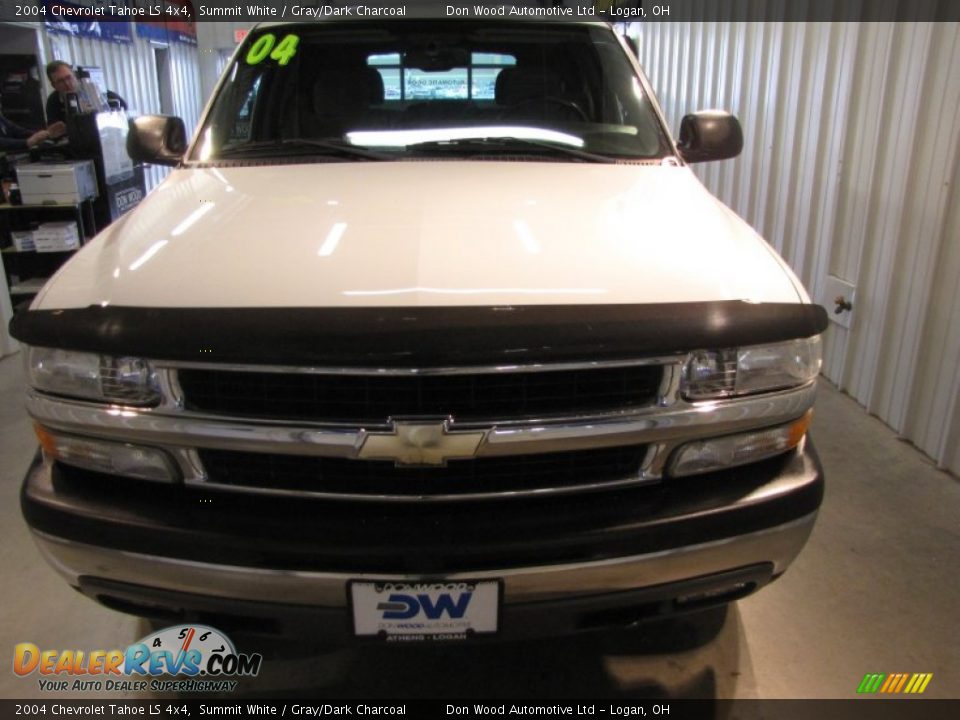 2004 Chevrolet Tahoe LS 4x4 Summit White / Gray/Dark Charcoal Photo #7