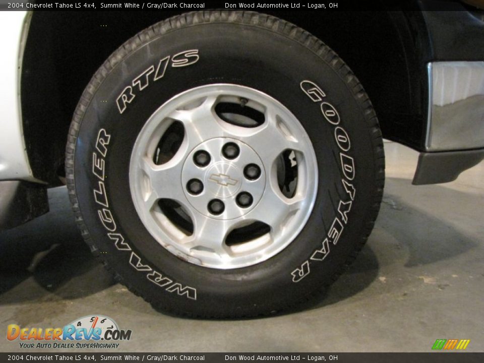 2004 Chevrolet Tahoe LS 4x4 Summit White / Gray/Dark Charcoal Photo #9