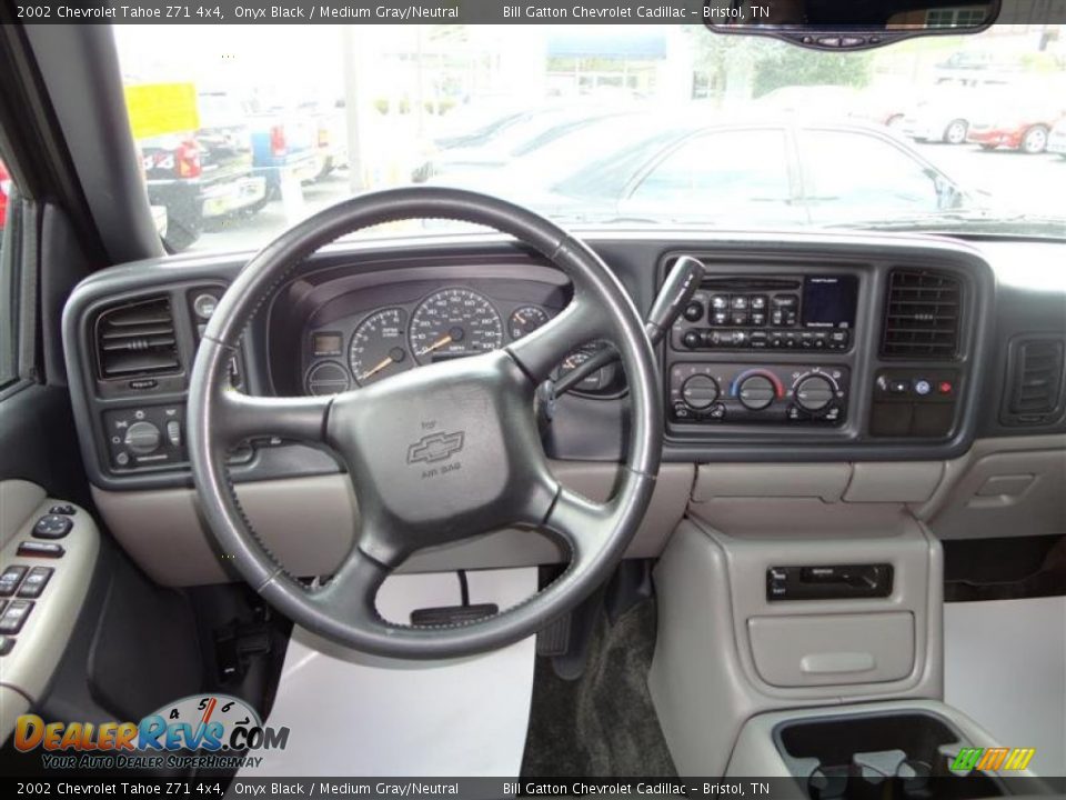 2002 Chevrolet Tahoe Z71 4x4 Onyx Black / Medium Gray/Neutral Photo #6