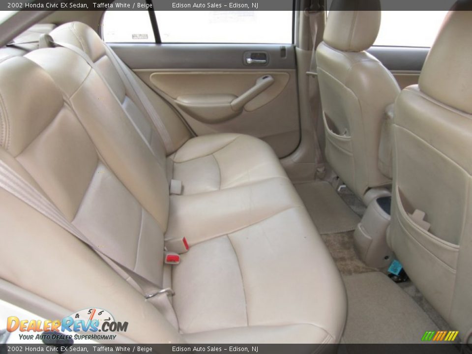 2002 Honda Civic EX Sedan Taffeta White / Beige Photo #18
