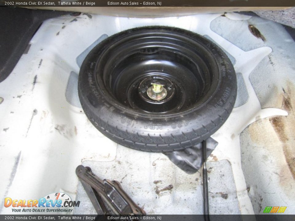 Tool Kit of 2002 Honda Civic EX Sedan Photo #27