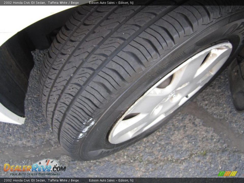 2002 Honda Civic EX Sedan Taffeta White / Beige Photo #31