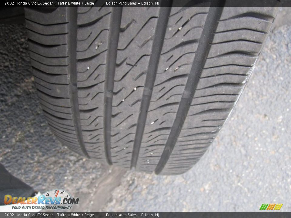 2002 Honda Civic EX Sedan Taffeta White / Beige Photo #32