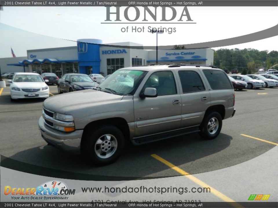 2001 Chevrolet Tahoe LT 4x4 Light Pewter Metallic / Tan/Neutral Photo #1
