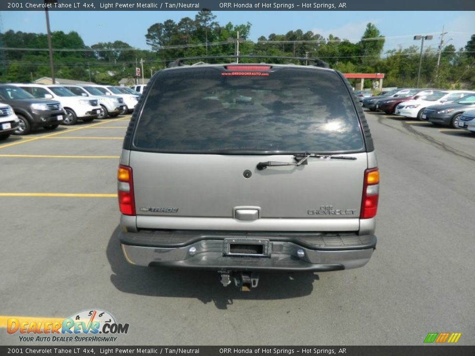 2001 Chevrolet Tahoe LT 4x4 Light Pewter Metallic / Tan/Neutral Photo #4