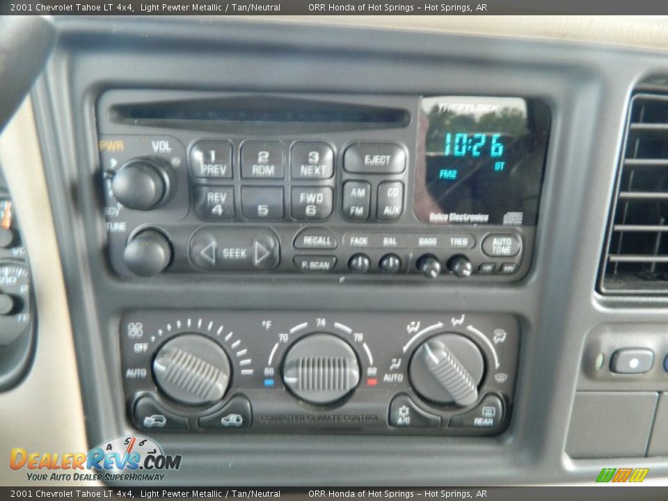 2001 Chevrolet Tahoe LT 4x4 Light Pewter Metallic / Tan/Neutral Photo #18