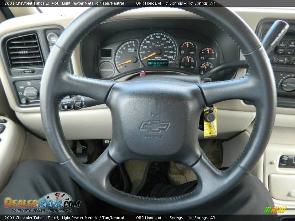 2001 Chevrolet Tahoe LT 4x4 Light Pewter Metallic / Tan/Neutral Photo #20