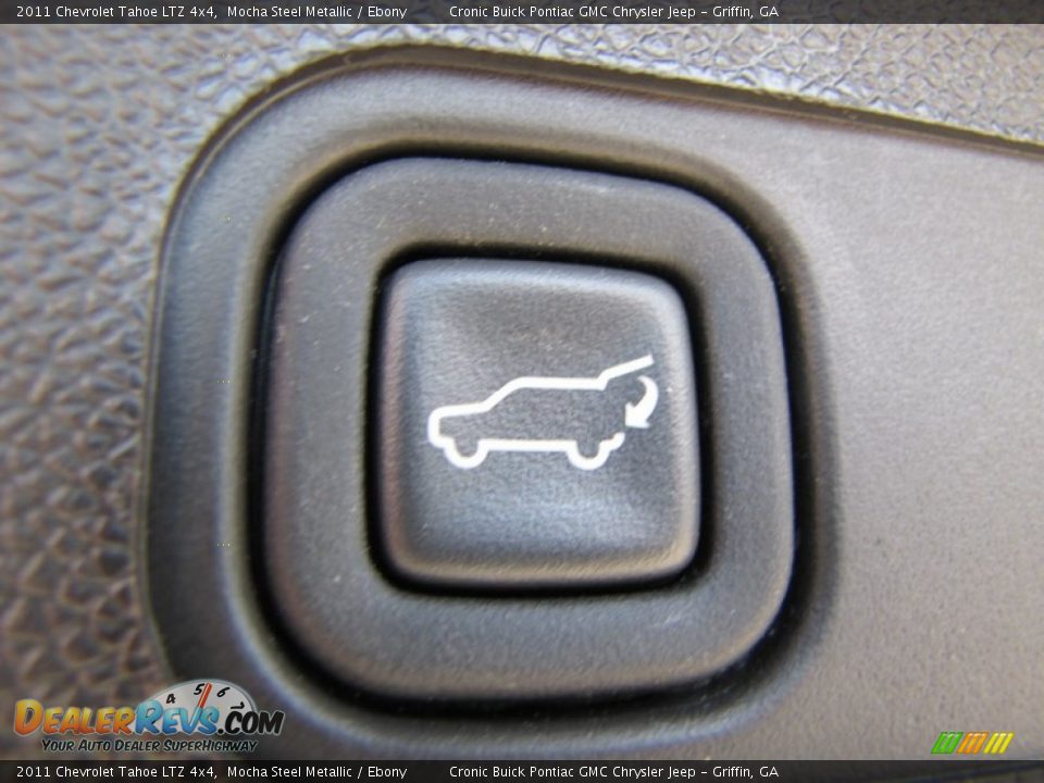 2011 Chevrolet Tahoe LTZ 4x4 Mocha Steel Metallic / Ebony Photo #16