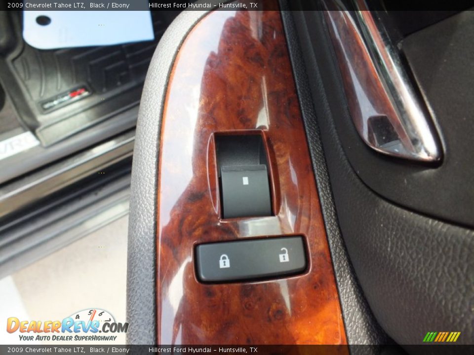 2009 Chevrolet Tahoe LTZ Black / Ebony Photo #22
