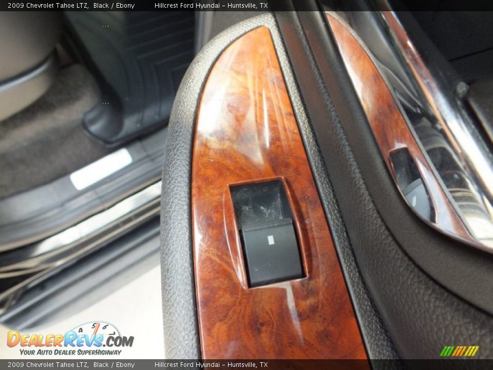 2009 Chevrolet Tahoe LTZ Black / Ebony Photo #25