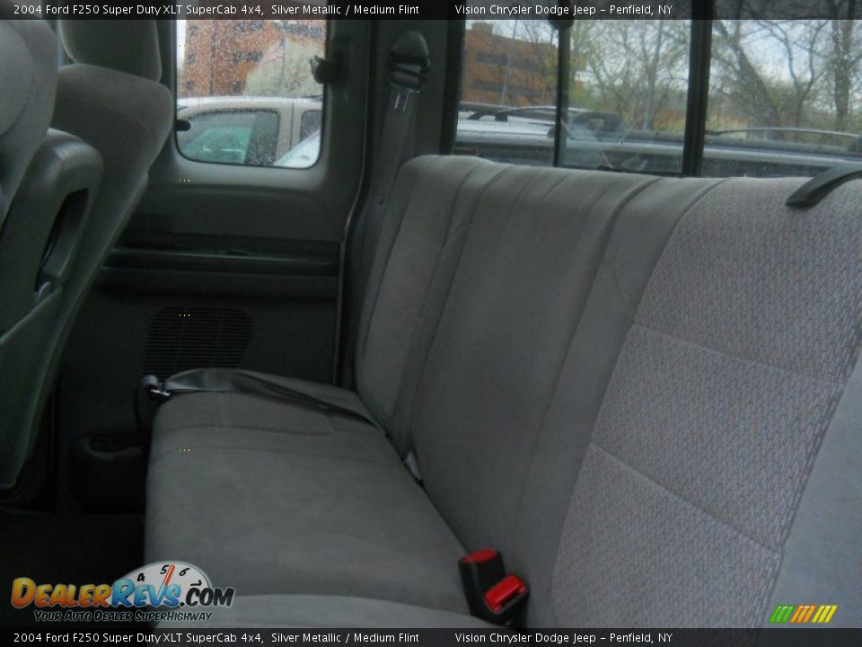 2004 Ford F250 Super Duty XLT SuperCab 4x4 Silver Metallic / Medium Flint Photo #8