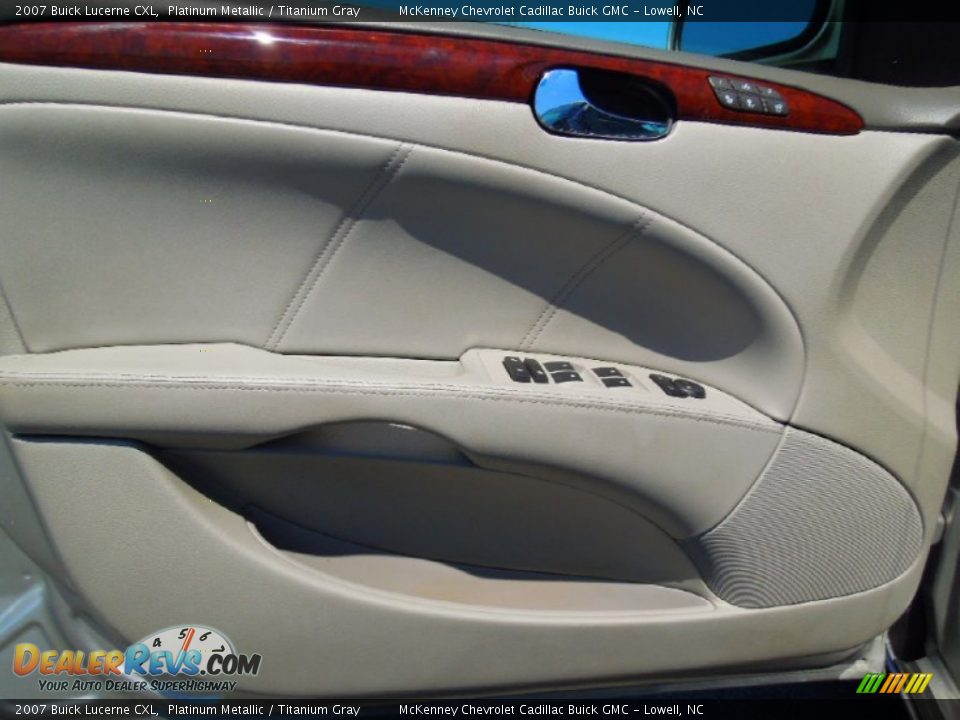 2007 Buick Lucerne CXL Platinum Metallic / Titanium Gray Photo #10