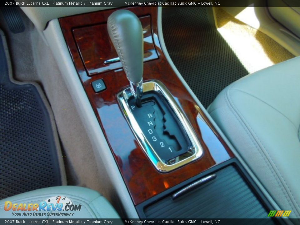 2007 Buick Lucerne CXL Platinum Metallic / Titanium Gray Photo #12