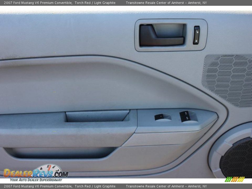 2007 Ford Mustang V6 Premium Convertible Torch Red / Light Graphite Photo #7