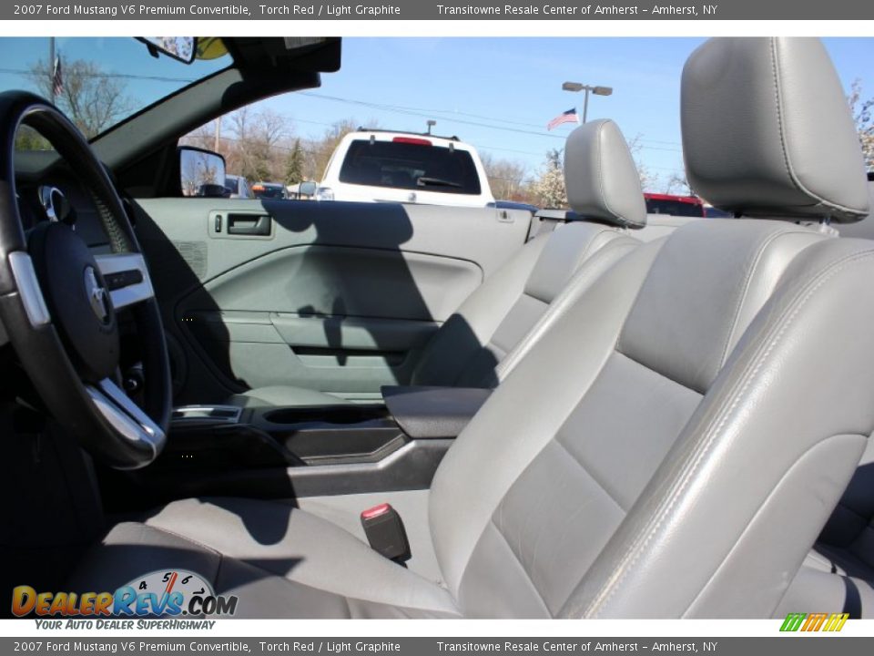 2007 Ford Mustang V6 Premium Convertible Torch Red / Light Graphite Photo #9