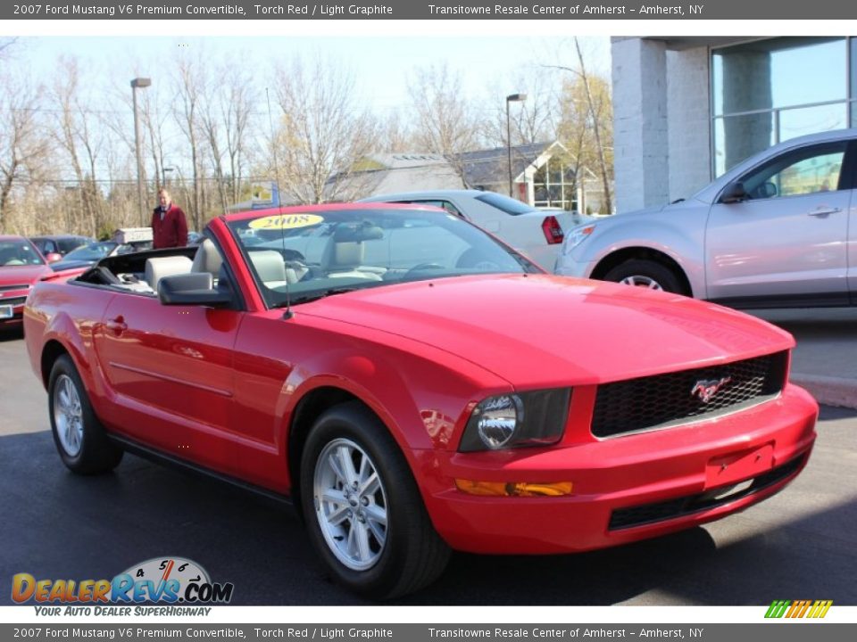 2007 Ford Mustang V6 Premium Convertible Torch Red / Light Graphite Photo #17