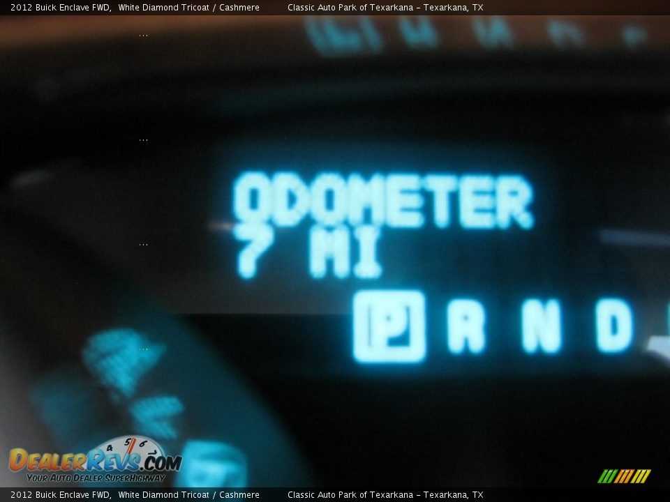 2012 Buick Enclave FWD White Diamond Tricoat / Cashmere Photo #11