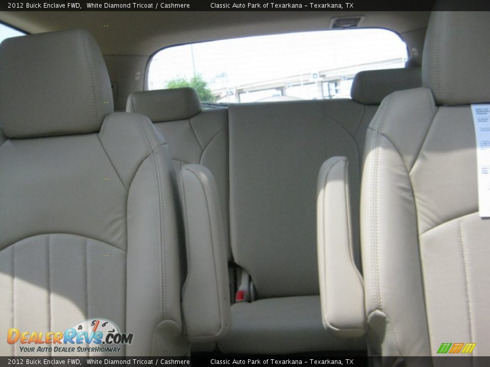 2012 Buick Enclave FWD White Diamond Tricoat / Cashmere Photo #16