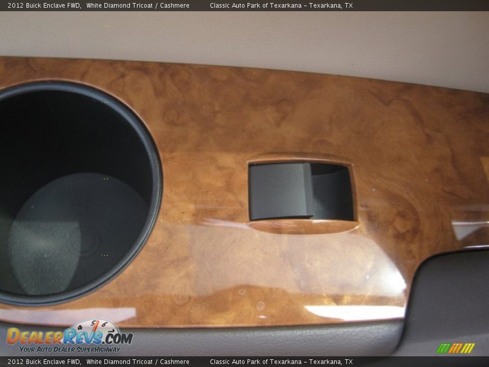 2012 Buick Enclave FWD White Diamond Tricoat / Cashmere Photo #20