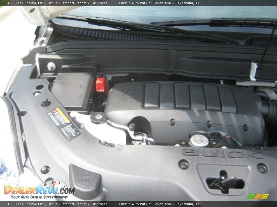2012 Buick Enclave FWD White Diamond Tricoat / Cashmere Photo #24