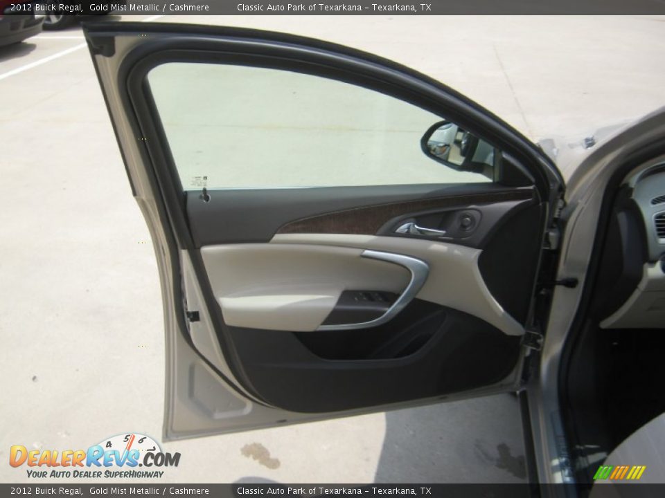 2012 Buick Regal Gold Mist Metallic / Cashmere Photo #16