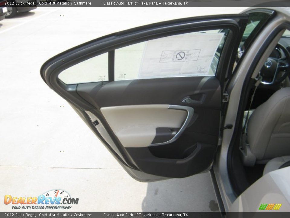 2012 Buick Regal Gold Mist Metallic / Cashmere Photo #18