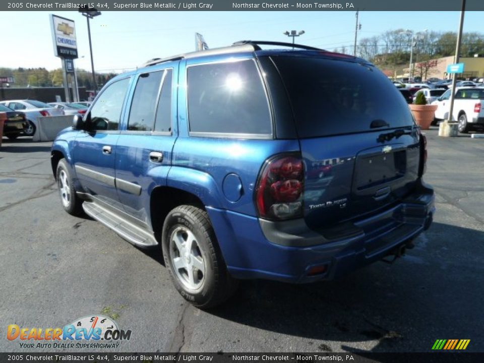 2005 Chevrolet TrailBlazer LS 4x4 Superior Blue Metallic / Light Gray Photo #5