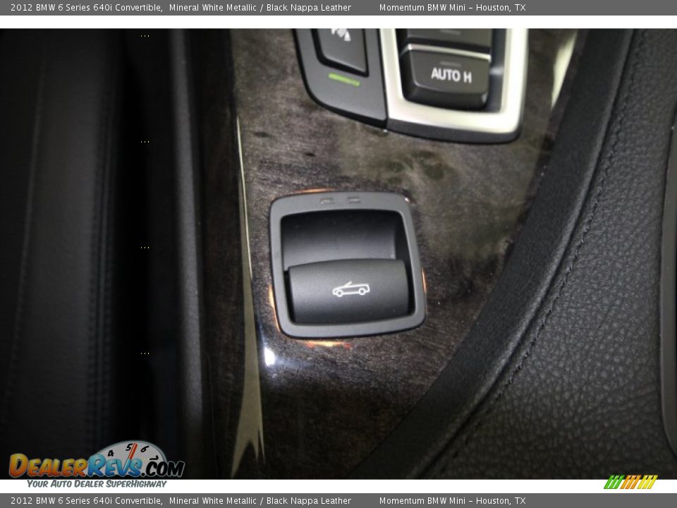 Controls of 2012 BMW 6 Series 640i Convertible Photo #21