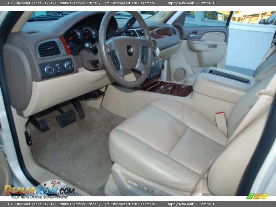 2010 Chevrolet Tahoe LTZ 4x4 White Diamond Tricoat / Light Cashmere/Dark Cashmere Photo #11
