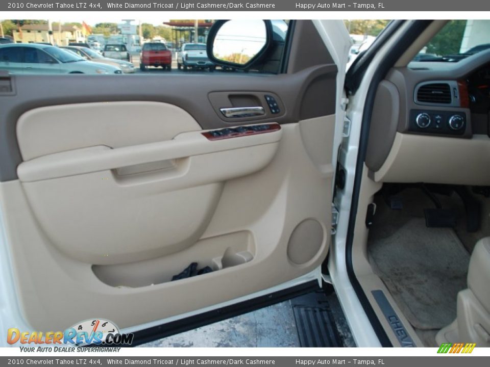 2010 Chevrolet Tahoe LTZ 4x4 White Diamond Tricoat / Light Cashmere/Dark Cashmere Photo #15