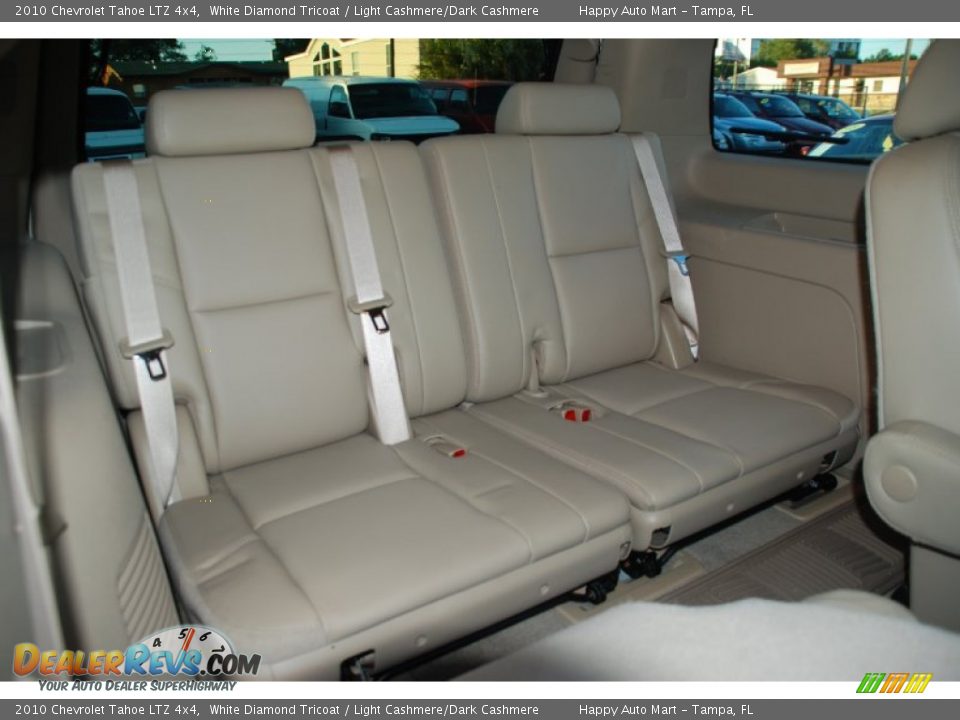 2010 Chevrolet Tahoe LTZ 4x4 White Diamond Tricoat / Light Cashmere/Dark Cashmere Photo #21