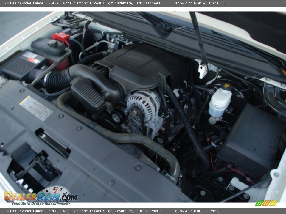 2010 Chevrolet Tahoe LTZ 4x4 White Diamond Tricoat / Light Cashmere/Dark Cashmere Photo #24