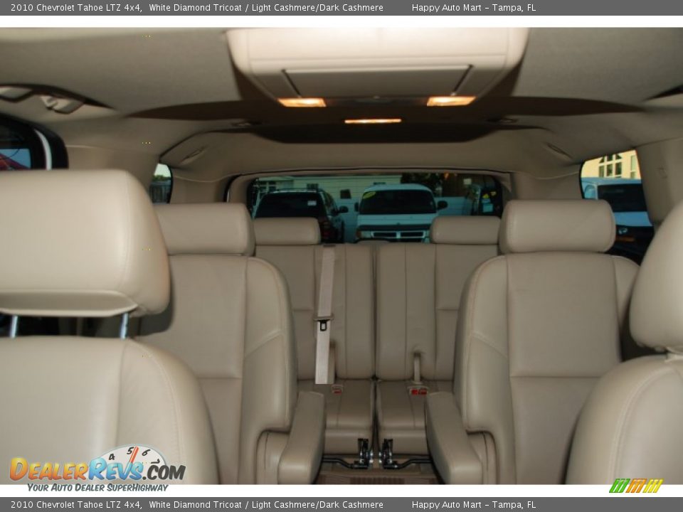 2010 Chevrolet Tahoe LTZ 4x4 White Diamond Tricoat / Light Cashmere/Dark Cashmere Photo #30