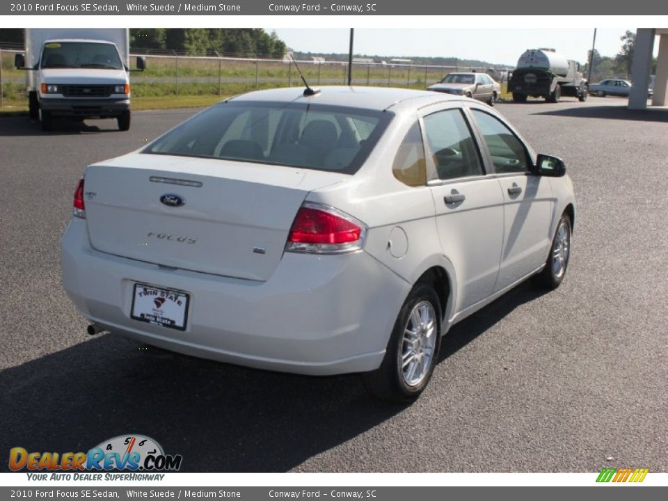 2010 Ford Focus SE Sedan White Suede / Medium Stone Photo #5