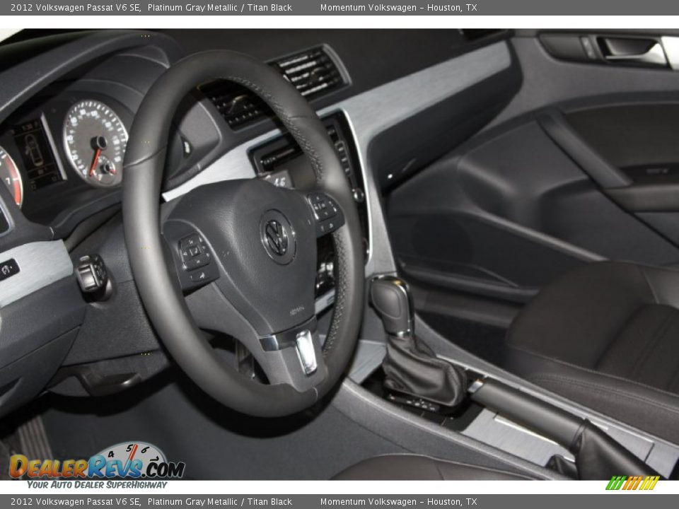 2012 Volkswagen Passat V6 SE Platinum Gray Metallic / Titan Black Photo #9