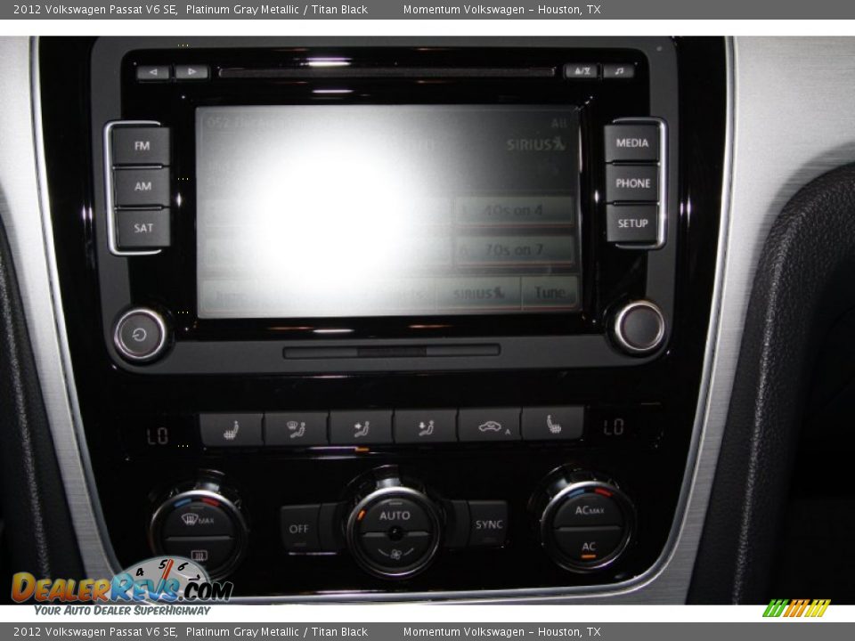 2012 Volkswagen Passat V6 SE Platinum Gray Metallic / Titan Black Photo #14