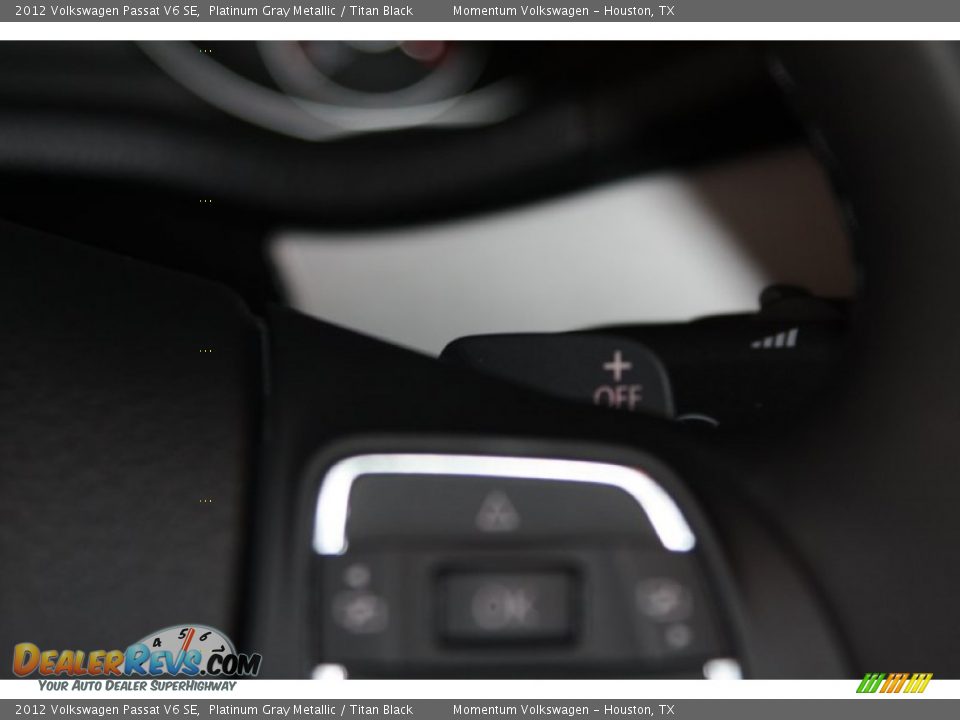 2012 Volkswagen Passat V6 SE Platinum Gray Metallic / Titan Black Photo #16