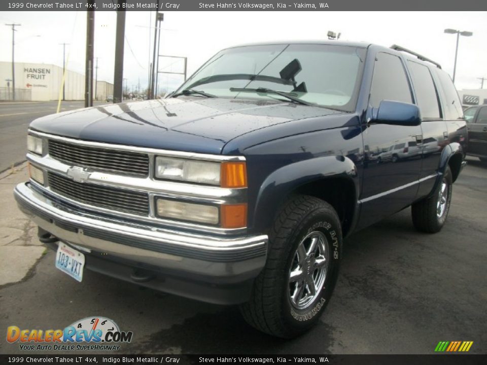 1999 Chevrolet Tahoe LT 4x4 Indigo Blue Metallic / Gray Photo #5