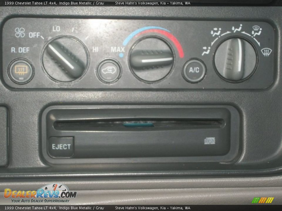 1999 Chevrolet Tahoe LT 4x4 Indigo Blue Metallic / Gray Photo #16