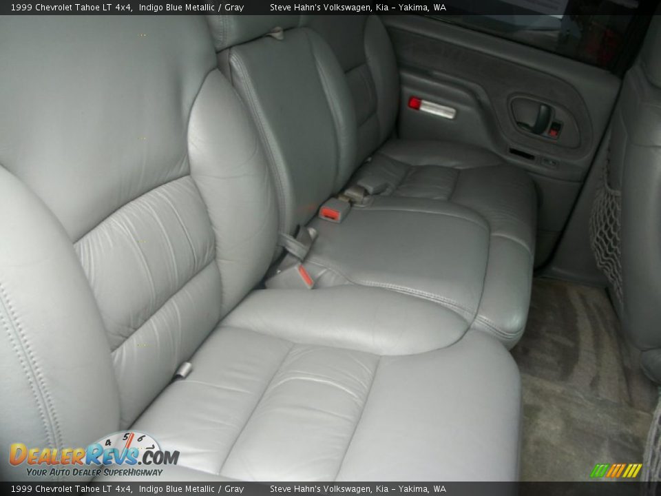 1999 Chevrolet Tahoe LT 4x4 Indigo Blue Metallic / Gray Photo #25