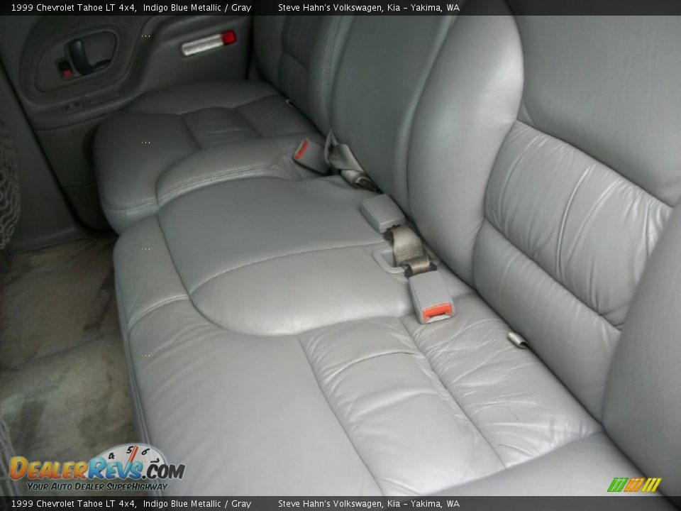 1999 Chevrolet Tahoe LT 4x4 Indigo Blue Metallic / Gray Photo #27