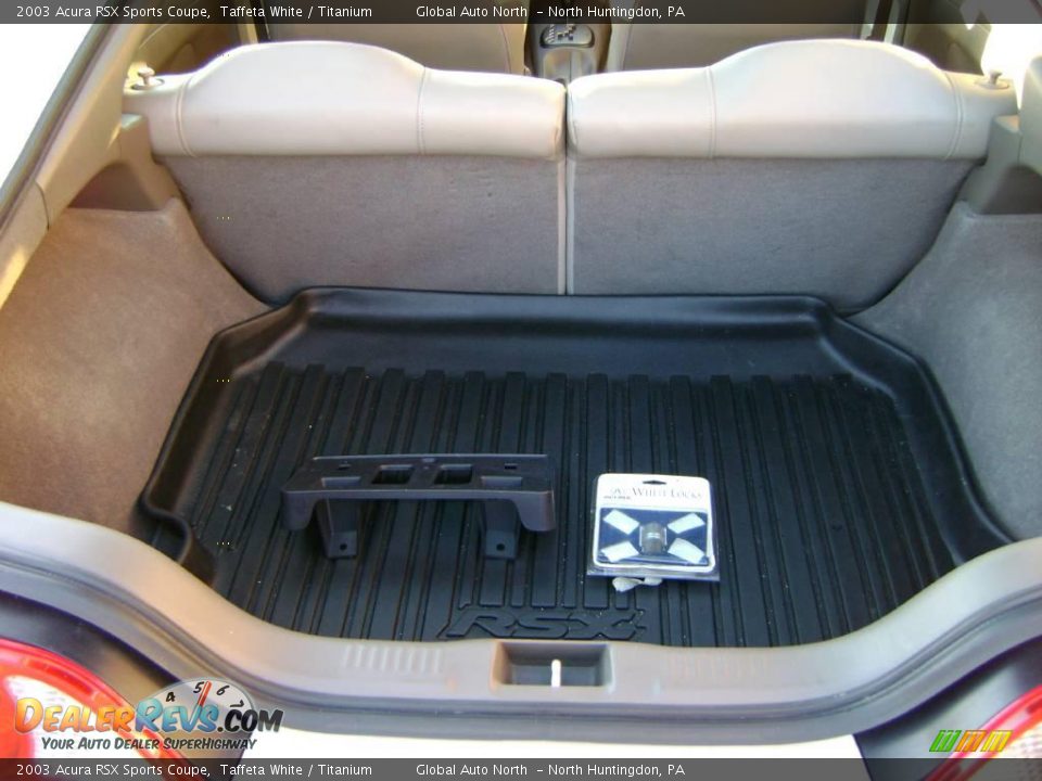 2003 Acura RSX Sports Coupe Taffeta White / Titanium Photo #7
