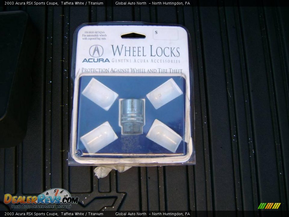2003 Acura RSX Sports Coupe Taffeta White / Titanium Photo #8