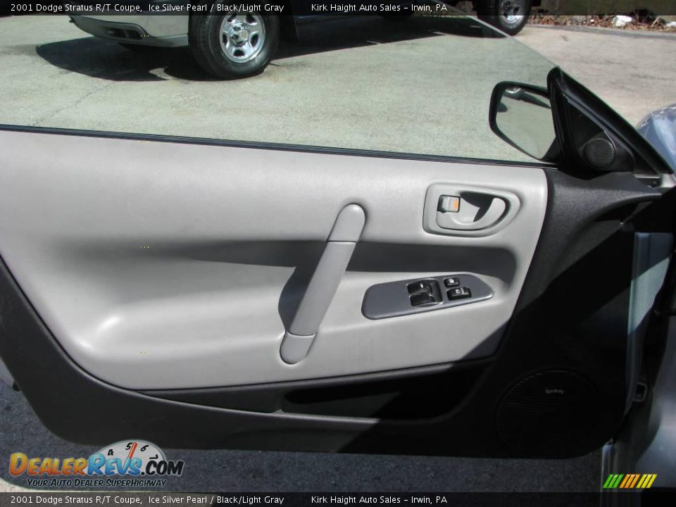 2001 Dodge Stratus R/T Coupe Ice Silver Pearl / Black/Light Gray Photo #12