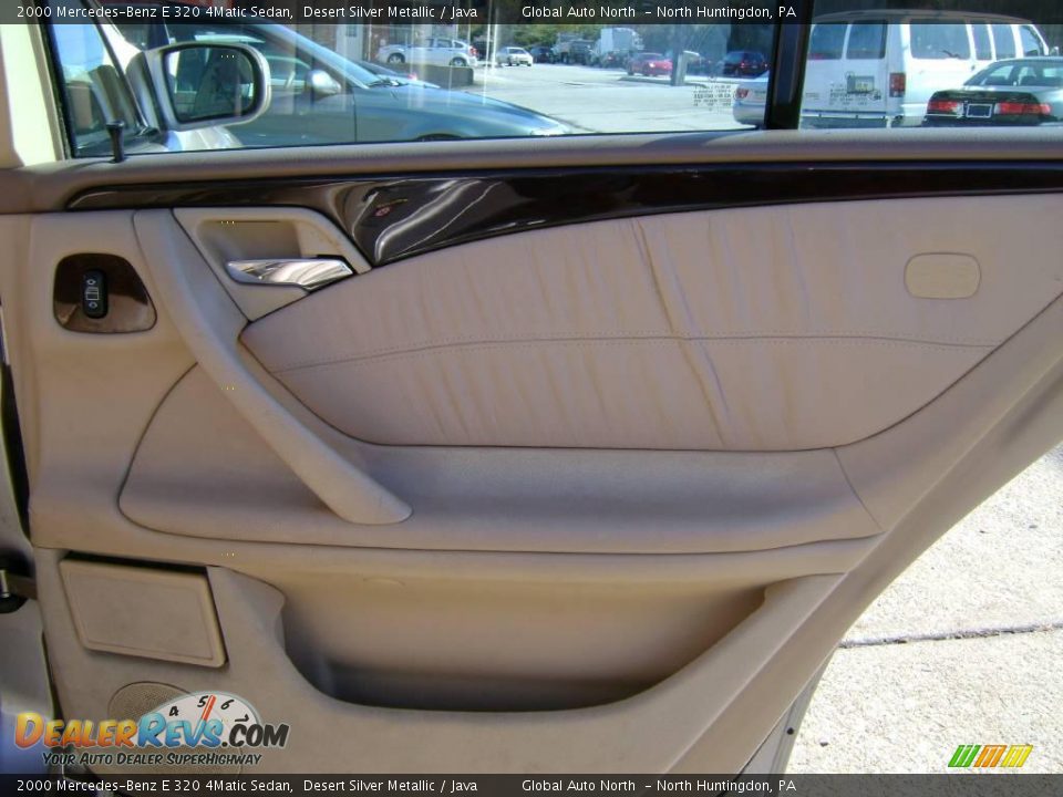 2000 Mercedes-Benz E 320 4Matic Sedan Desert Silver Metallic / Java Photo #22